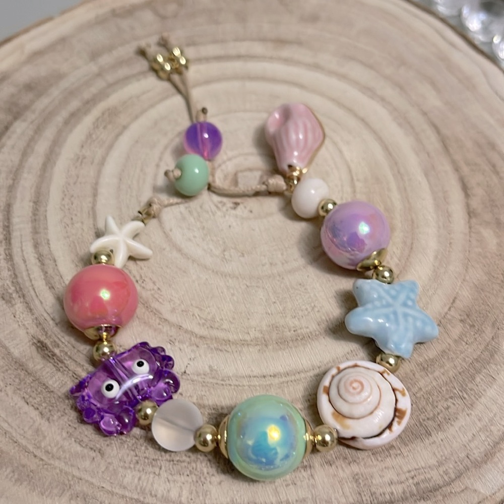 Vibrant Multicolor Beaded Bracelet with Gold Accents